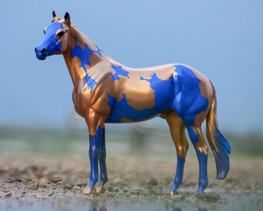 Breyer Gilded 2024 Spring Decorator